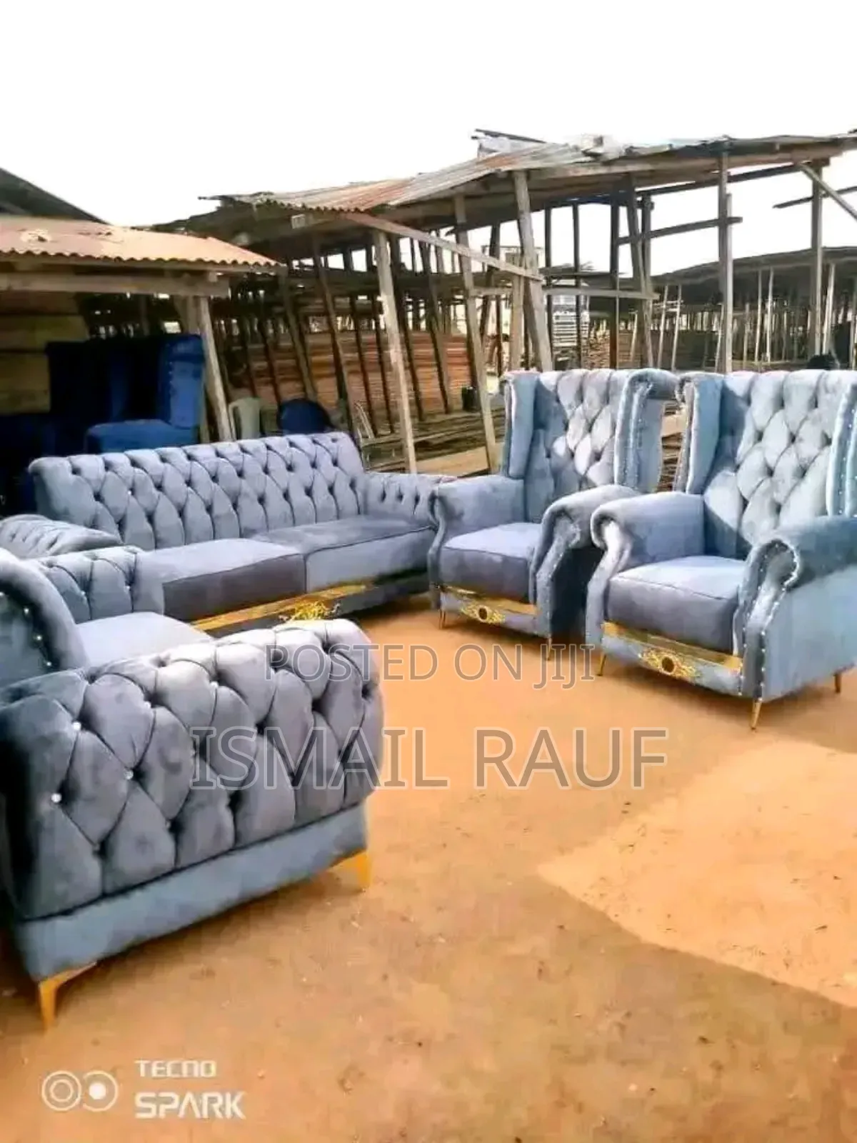 “Custom Dining Chairs – Comfortable Elegant”