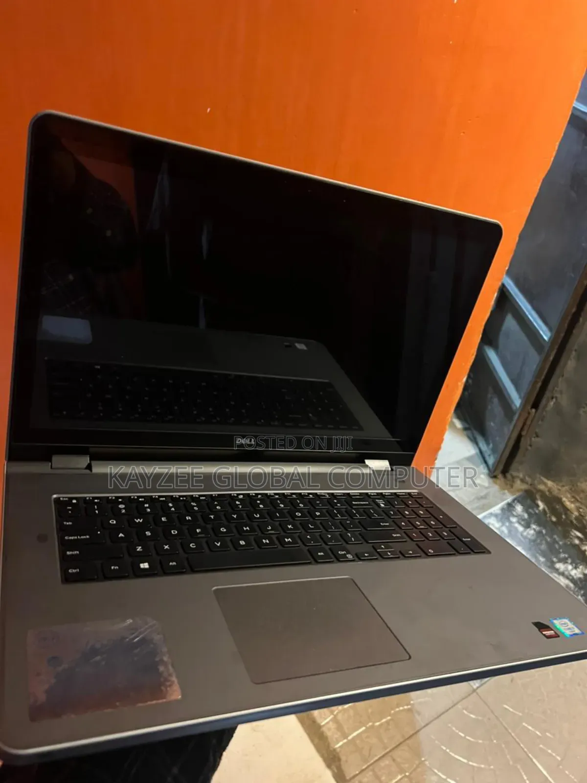 Laptop Dell Inspiron 17 5000 8GB Intel Core i7 HDD 1T