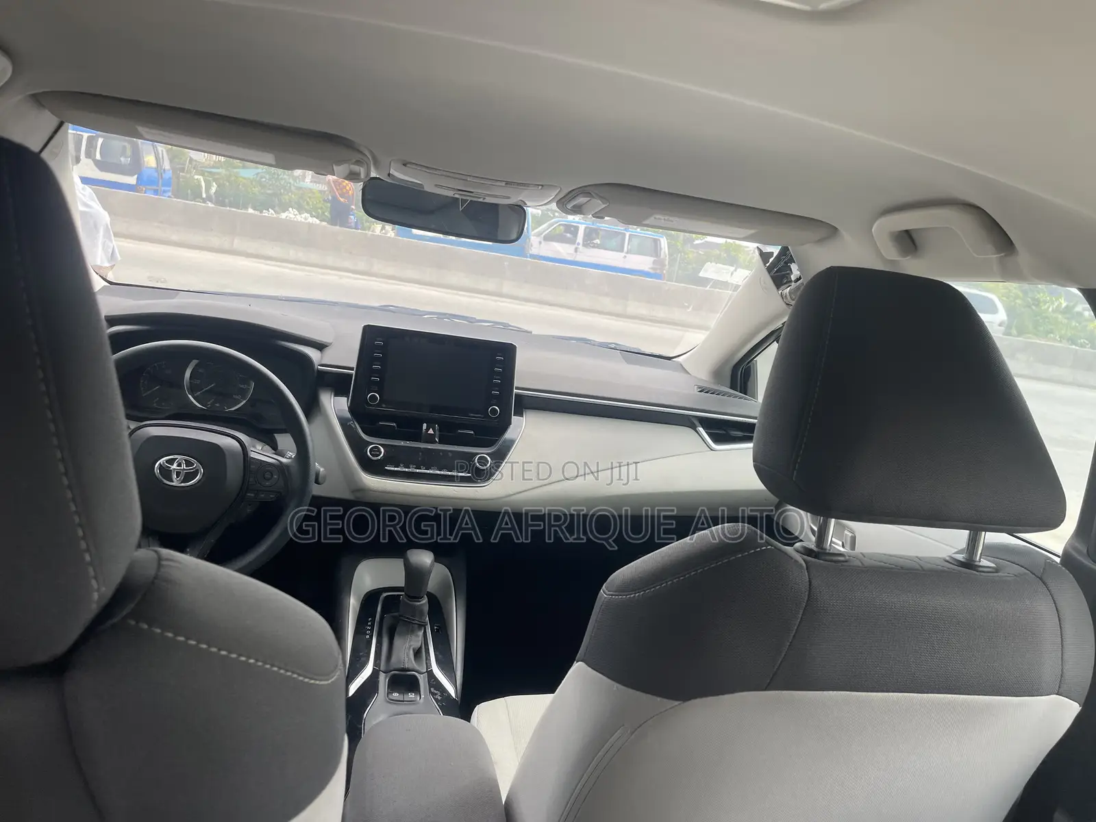 Toyota Corolla LE 2021 Blue
