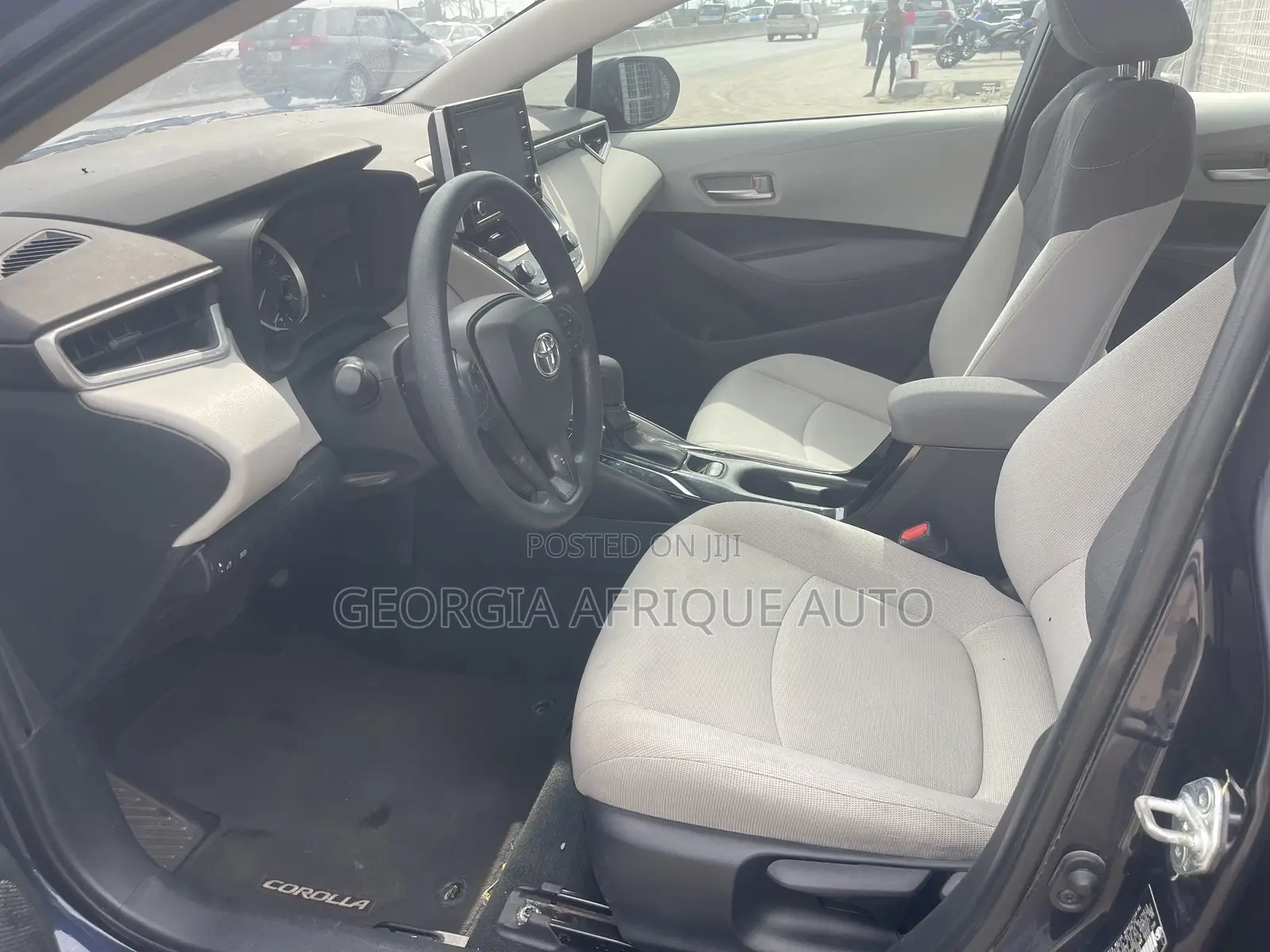 Toyota Corolla LE 2021 Blue