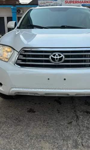 Toyota Highlander 2009 White