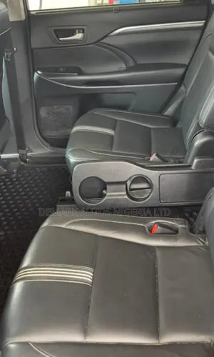 Toyota Voxy 2014 Grey