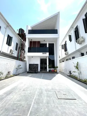 4bdrm Duplex in Ikota for sale