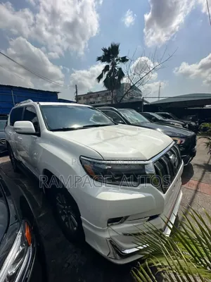Toyota Land Cruiser Prado 2022 White