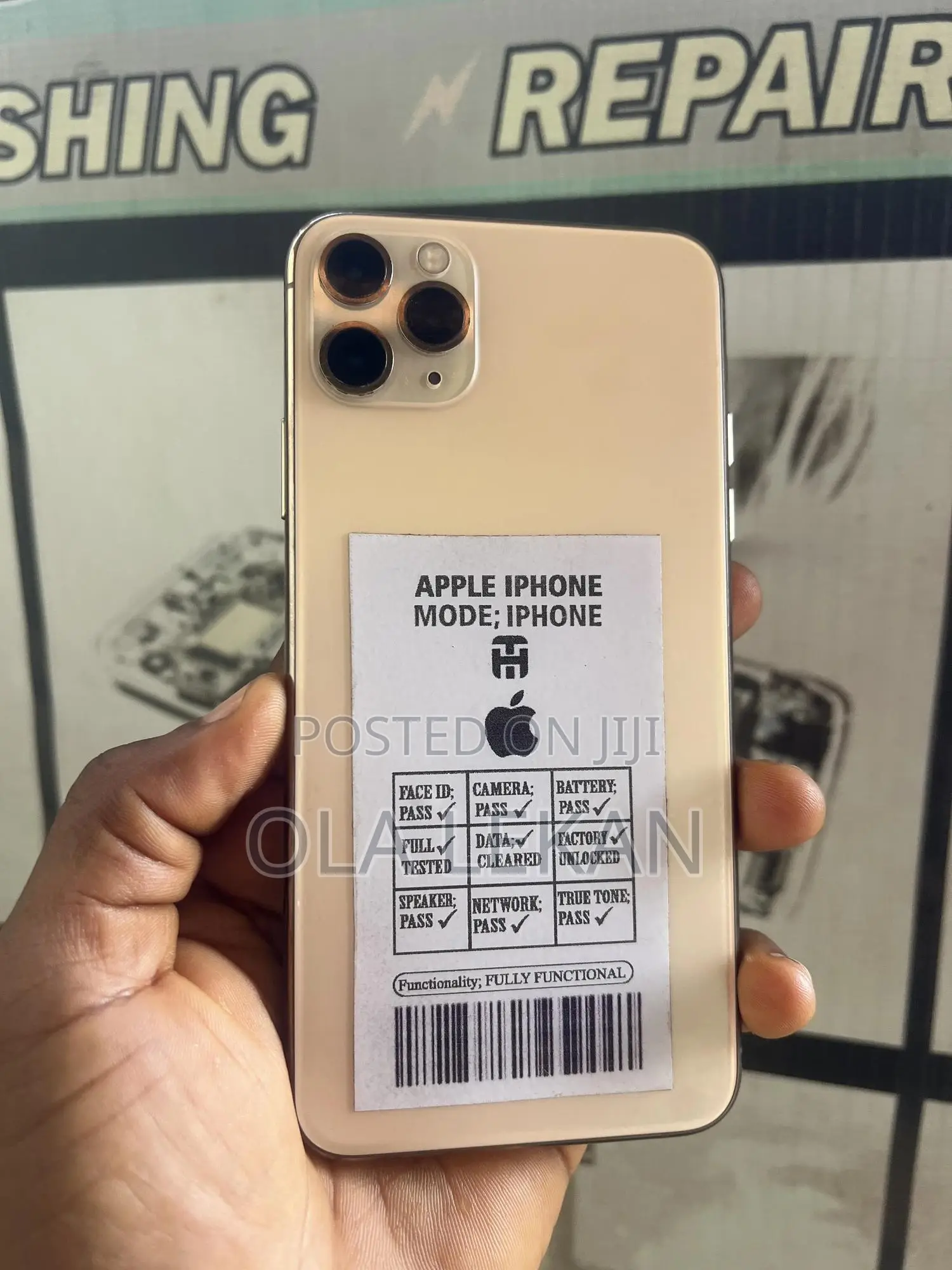 Apple iPhone 11 Pro Max 64 GB Gold