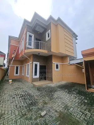 4bdrm Duplex in Lekki for rent