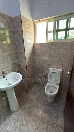 3bdrm Block of Flats in Old Ikoyi for rent