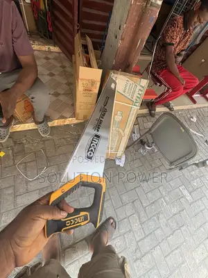18” 450mm Ingco Hand Saw