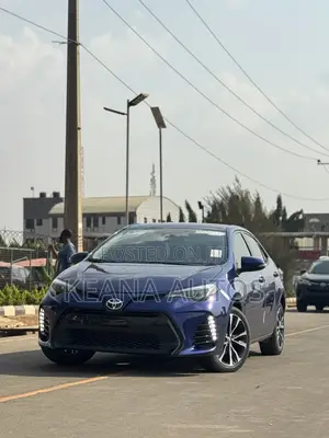 Toyota Corolla SE (1.8L 4cyl 6M) 2018 Blue