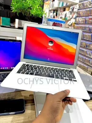 Laptop Apple MacBook Air 2013 4GB Intel Core i5 SSD 128GB