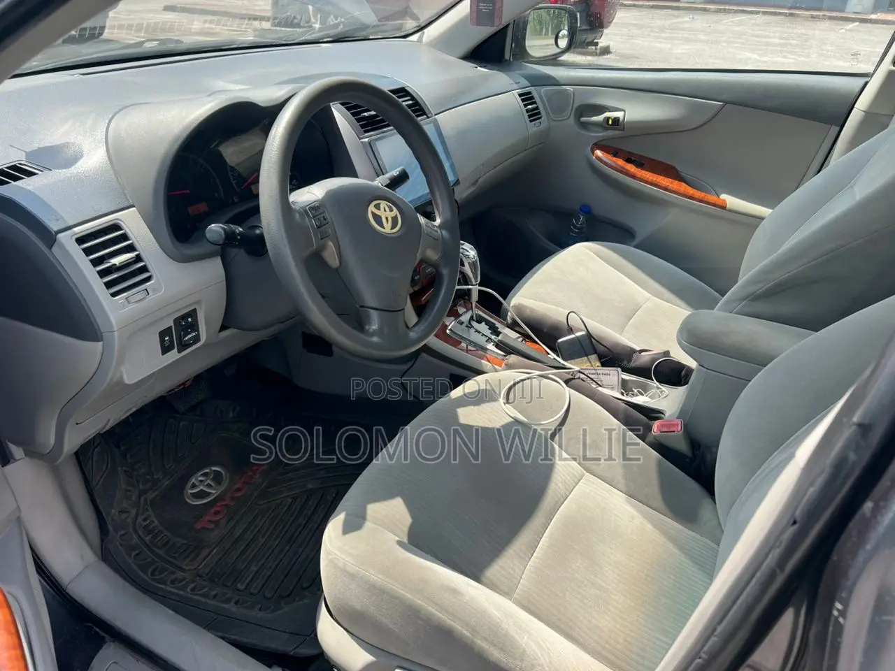 Toyota Corolla 2009 Gray