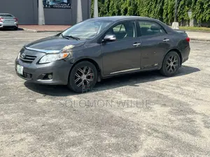 Toyota Corolla 2009 Gray