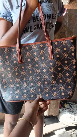 Glory's Bags Palace