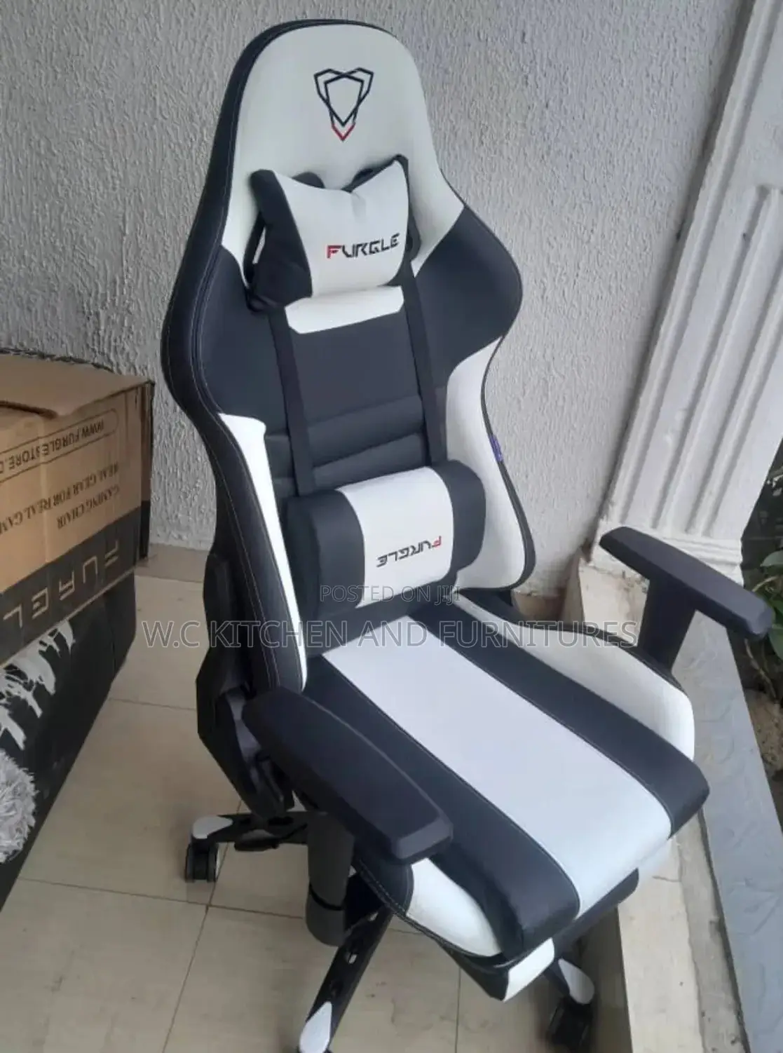 Gaming Chairs Available in Colors
