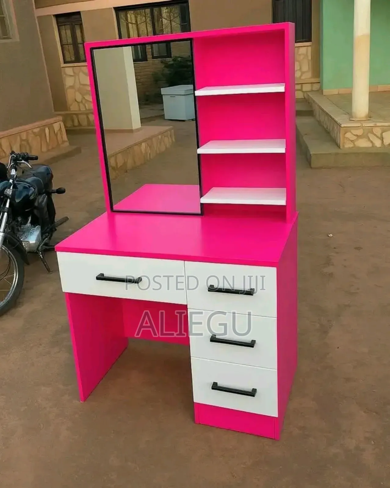 Standard Mirror Stand