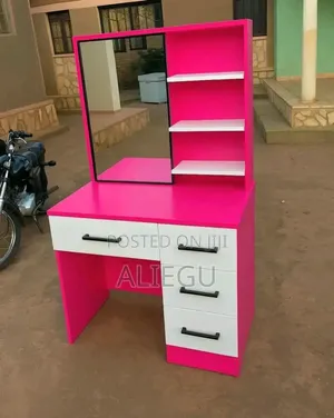 Standard Mirror Stand