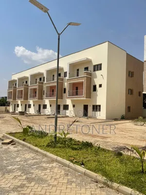 5bdrm Townhouse/Terrace in Katampe (Main) for sale