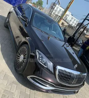 Mercedes Maybach Benz Available for Rent
