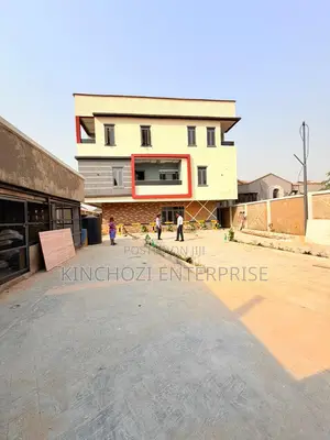 4bdrm Duplex in Maryland, Mende for sale