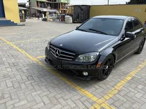 Mercedes-Benz C350 C350 BlueEFFICIENCY RWD 2010 Black