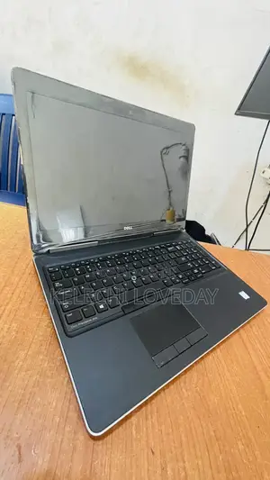 Laptop Dell Precision 7510 16GB Intel Core i7 SSD 512GB