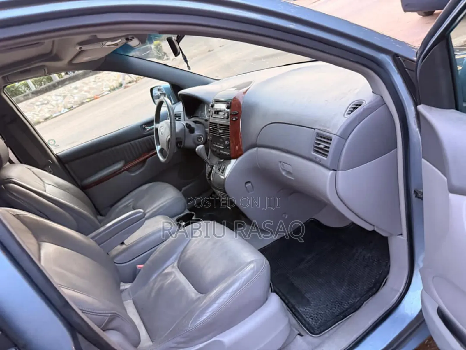 Toyota Sienna 2005 Blue
