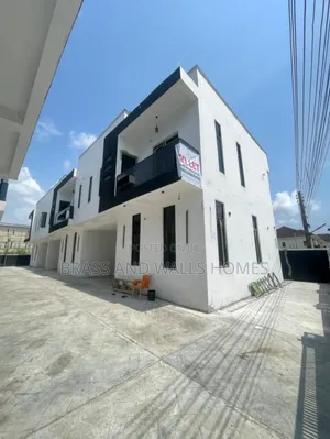 Furnished 4bdrm Townhouse/Terrace in Ajah for sale