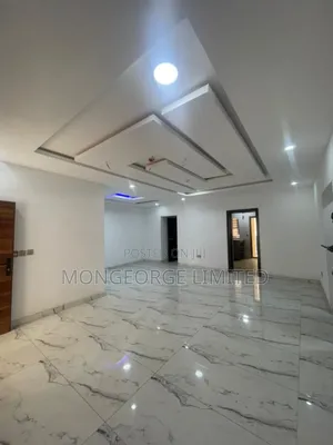 2bdrm Apartment in Lekki Phase 1 for rent