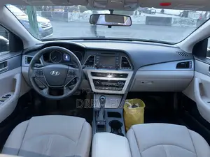 Hyundai Sonata SE 4dr Sedan (2.4L 4cyl 6A) 2015 Black