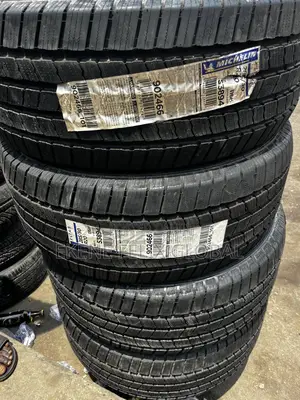 285/50/20 Michelin