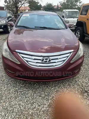 Hyundai Sonata Limited Sedan FWD (2.4L 4cyl 6A) 2013 Burgundy