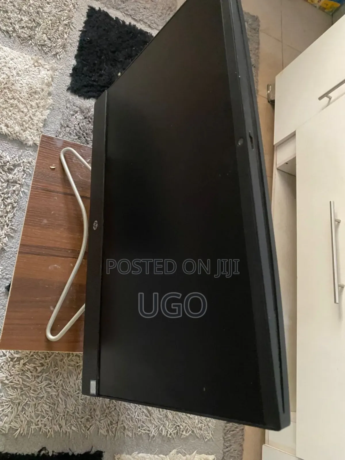 Desktop Computer HP AiO 22 8GB Intel Core i5 HDD+SSD 1T