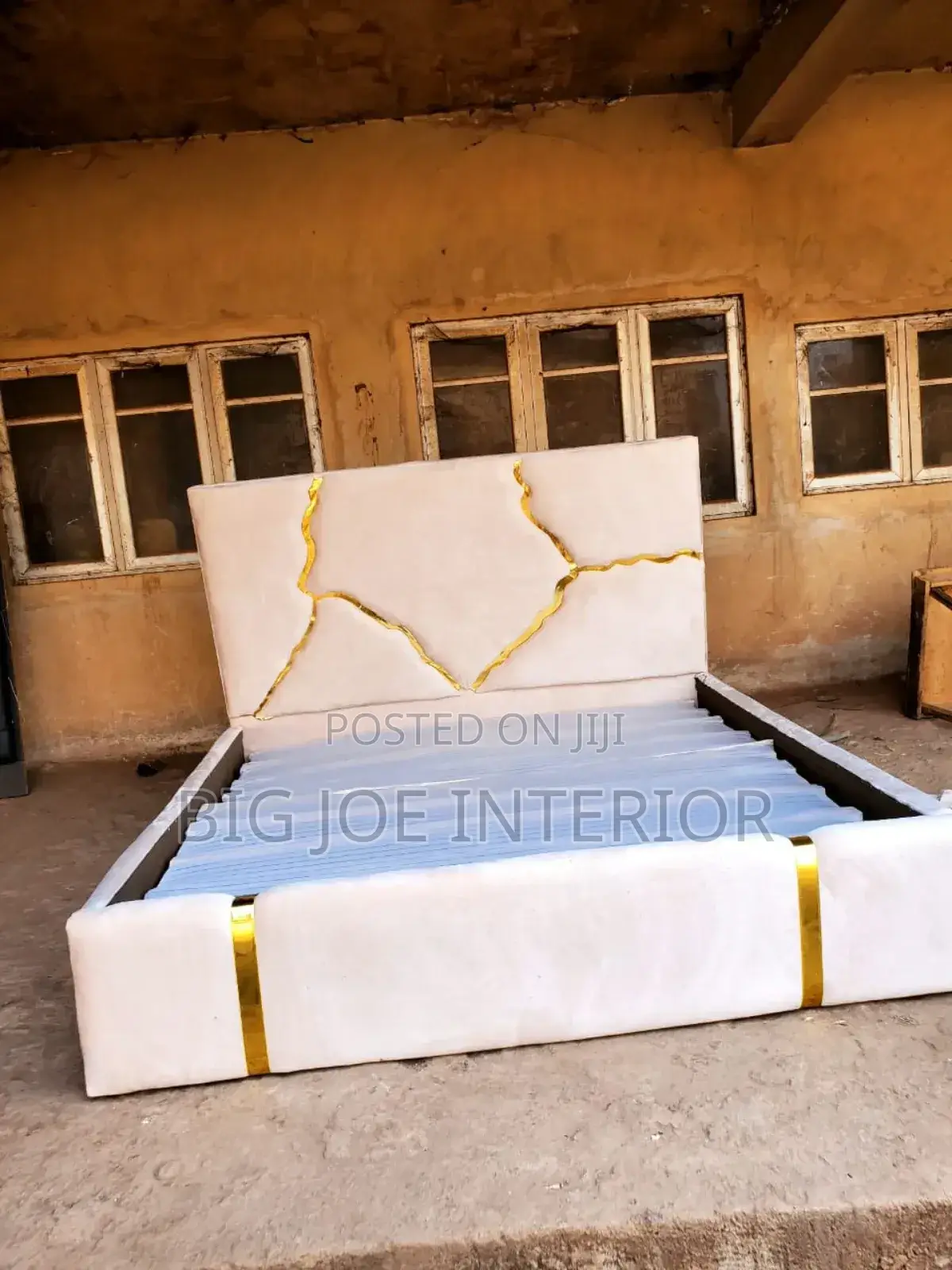 Smart Cheap Bedframe 6x6