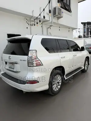 Lexus GX 460 Luxury 2016 White