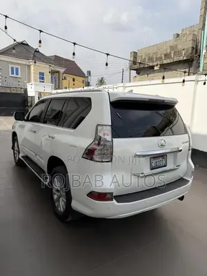 Lexus GX 460 Luxury 2016 White
