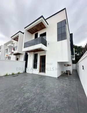 Furnished 4bdrm Duplex in Chevron for sale