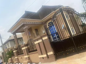 5bdrm Duplex in Happy Way Estate, Alimosho for sale