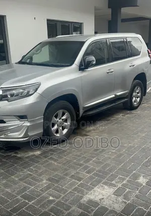 Toyota Land Cruiser Prado 4.0 Petrol TX 2012 Silver