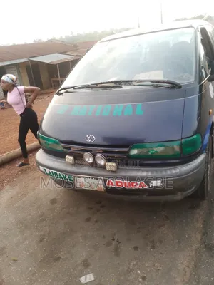 Toyota Previa 1999 Blue