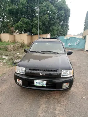 Infiniti QX4 2003 Black