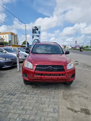 Toyota RAV4 2.5 2011 Red