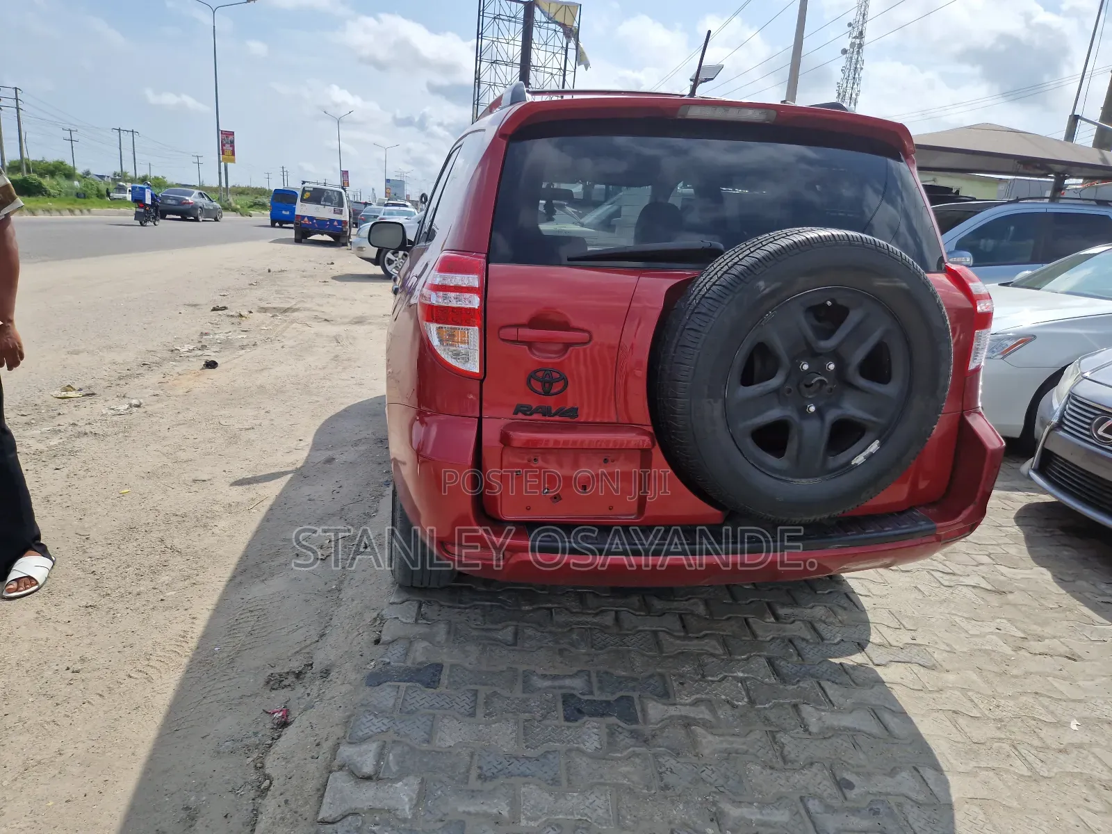 Toyota RAV4 2.5 2011 Red