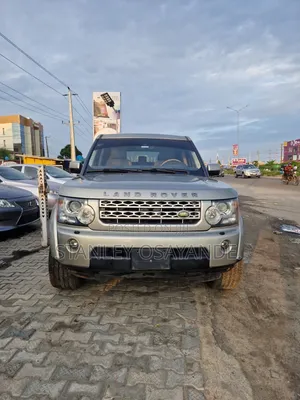 Land Rover Lr4 V8 2010 Silver