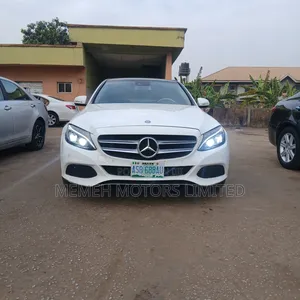 Mercedes-Benz C300 2016 White