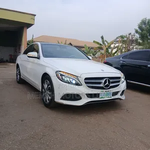 Mercedes-Benz C300 2016 White