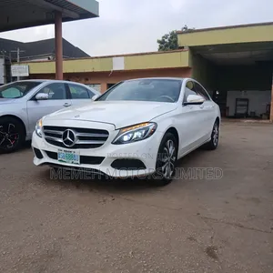 Mercedes-Benz C300 2016 White