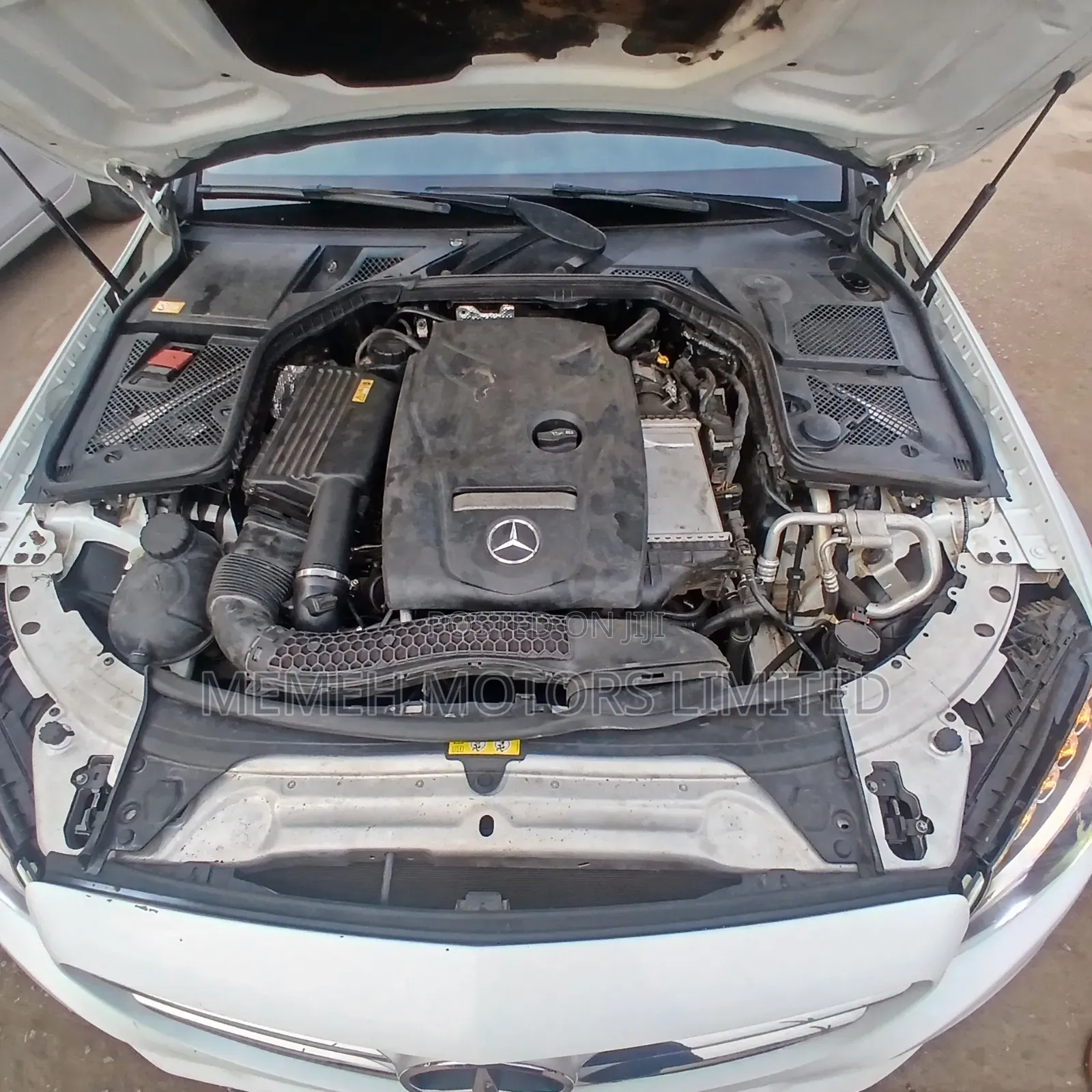 Mercedes-Benz C300 2016 White