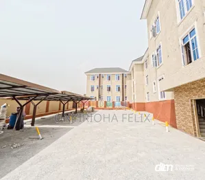 3bdrm Block of Flats in Jahi Gilmore for rent