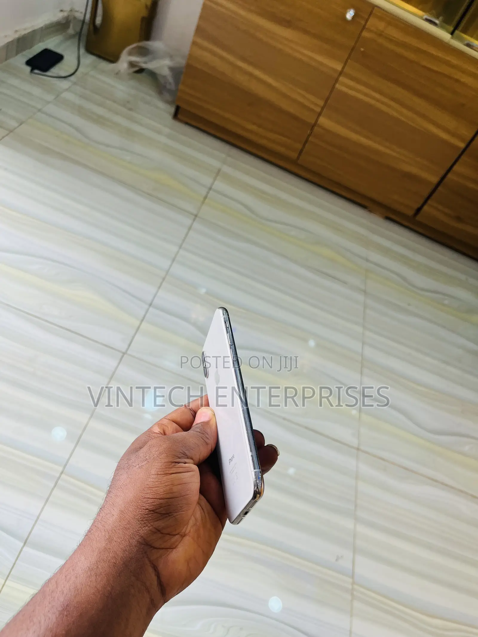 Apple iPhone X 64 GB Silver