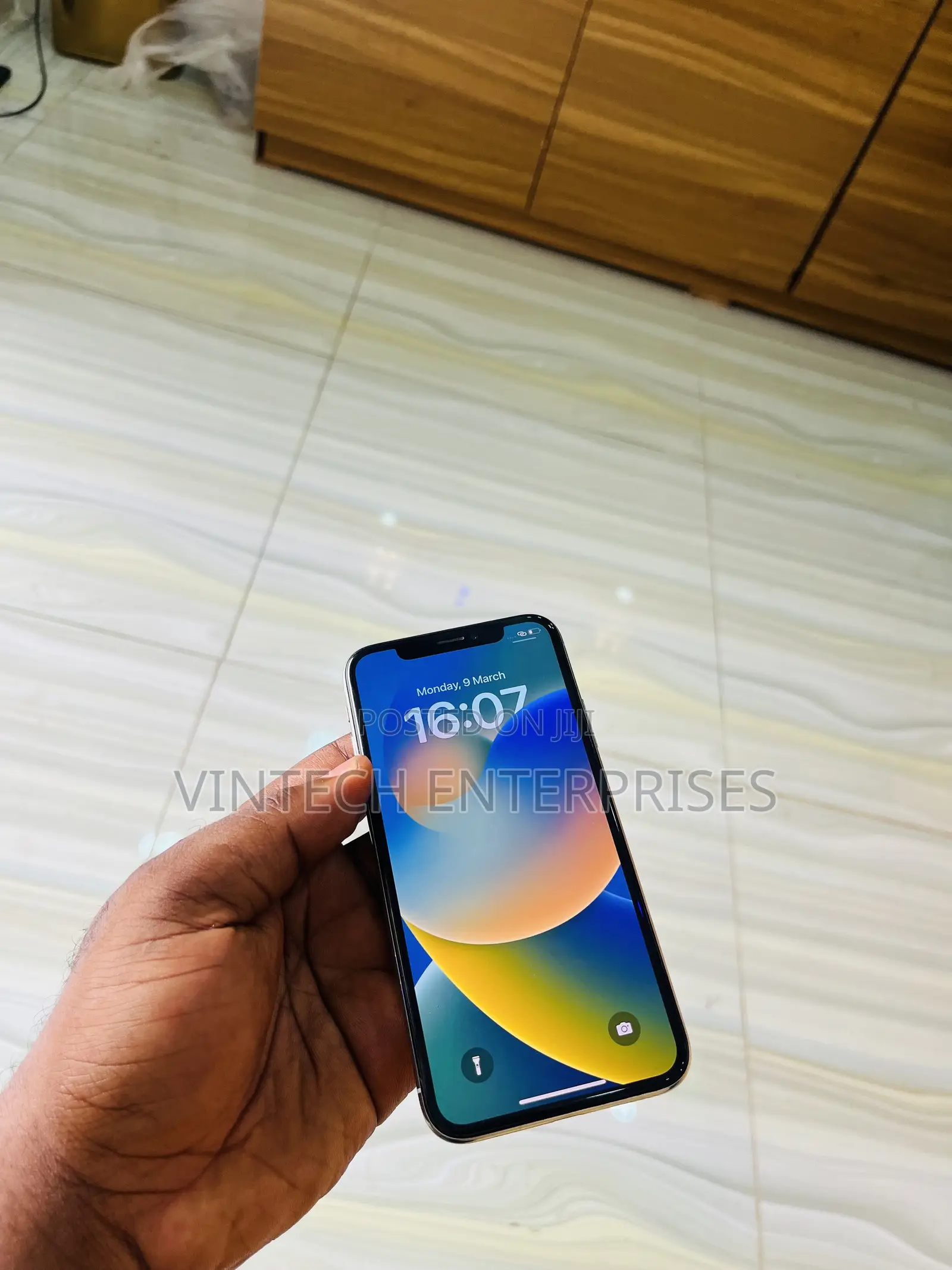 Apple iPhone X 64 GB Silver